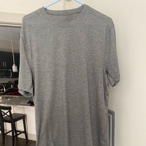 Men’s Grey Lululemon Shirt